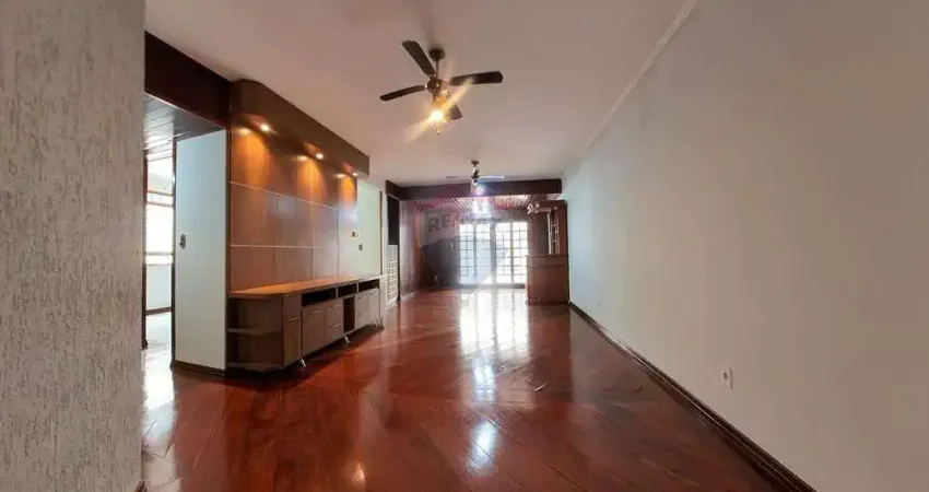 Casa para venda em Desmembramento Fachini de 293.00m² com 3 Quartos e 2 Garagens