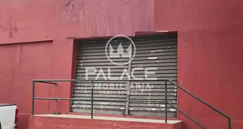 Prédio Comercial para alugar em Cidade Alta de 300.00m² com 1 Quarto, 1 Suite e 4 Garagens