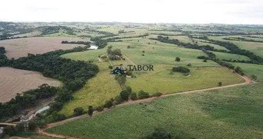 Casa para venda em Centro de 637186.00m² com 4 Quartos e 4 Suites