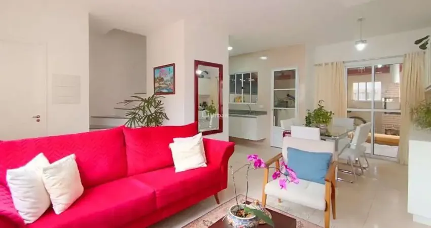 Casa de Condomínio para venda em Granja Viana de 76.80m² com 3 Quartos, 1 Suite e 3 Garagens