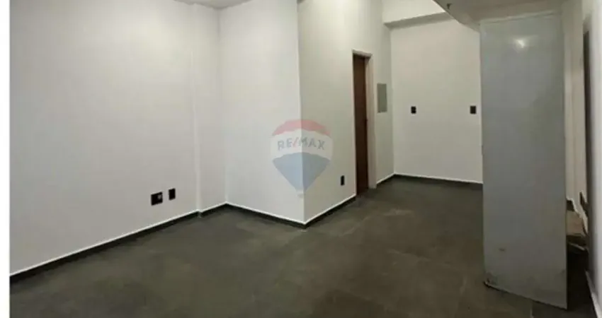 Sala Comercial para venda em Centro de 24.50m² com 1 Quarto e 1 Garagem