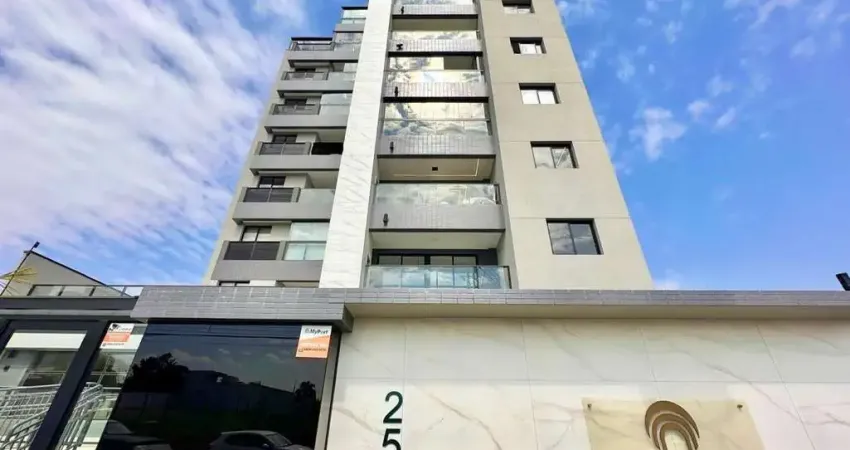 Apartamento para venda em Capão Raso de 130.00m² com 3 Quartos e 2 Garagens