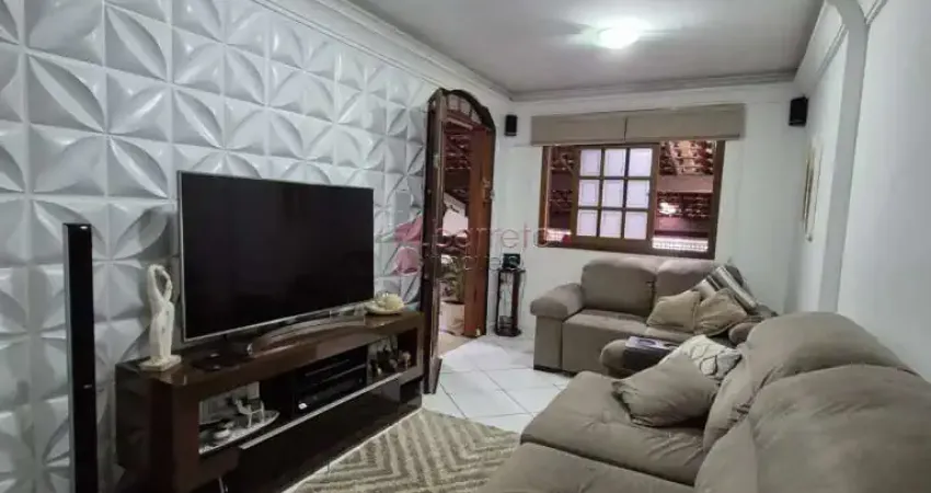 Casa para venda em Jardim Esplanada de 170.00m² com 2 Quartos e 2 Garagens