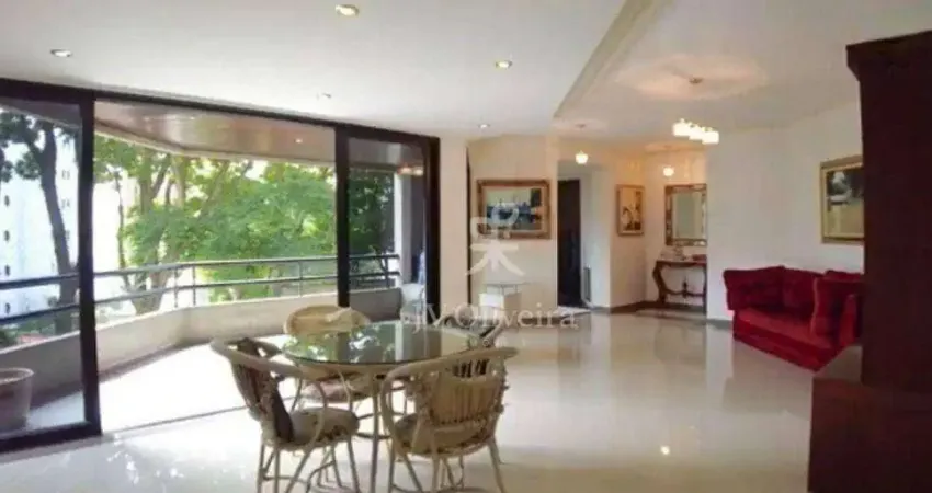 Apartamento para venda em Vila Suzana de 230.00m² com 5 Quartos, 1 Suite e 3 Garagens