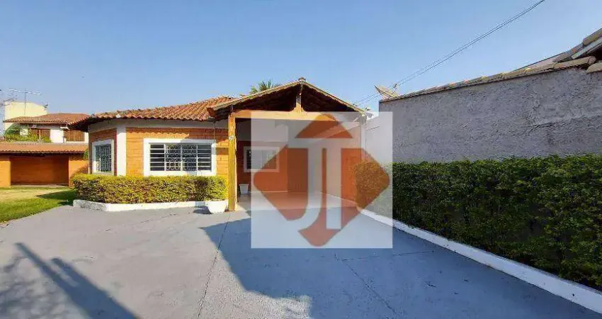 Casa para venda e aluguel em Santa Cruz de 180.00m² com 2 Quartos, 1 Suite e 4 Garagens