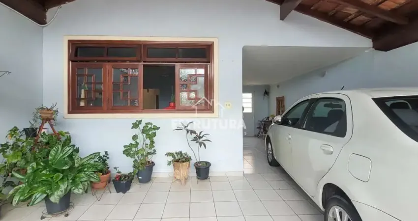 Casa para venda em Estádio de 160.00m² com 3 Quartos, 1 Suite e 3 Garagens