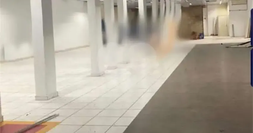 Prédio Comercial para venda e aluguel em Centro de 1000.00m²