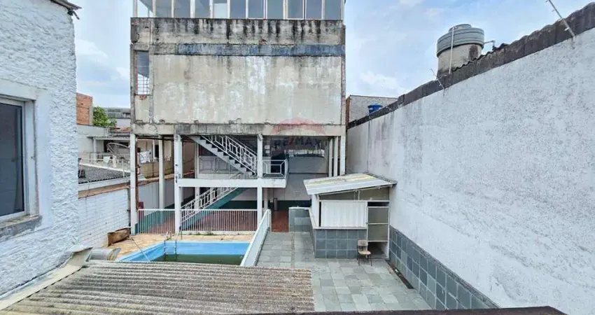 Sala Comercial para alugar em Centro de 1070.00m² com 4 Quartos