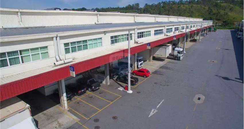 Galpão / Depósito / Armazém para alugar em Quinhaú de 1488.40m² com 8 Garagens