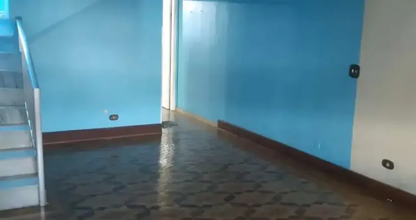 Sobrado para venda em Vila Ré de 172.00m² com 4 Quartos, 1 Suite e 2 Garagens