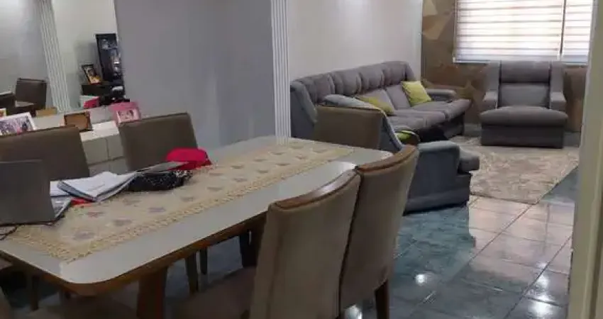 Sobrado para venda em Jardim Popular de 167.00m² com 4 Quartos e 2 Garagens