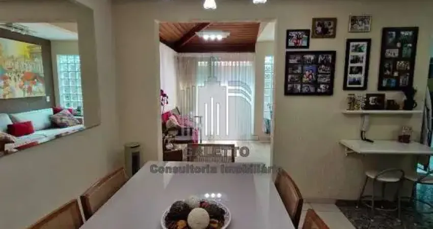Casa para venda em Parque Prado de 112.00m² com 3 Quartos, 1 Suite e 2 Garagens