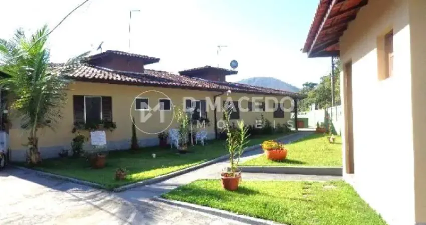 Casa para venda em Martim De Sa de 56.00m² com 2 Quartos e 1 Garagem