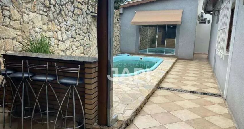 Casa para venda em Vila Liberdade de 220.00m² com 3 Quartos, 1 Suite e 3 Garagens