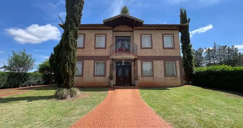 Casa de Condomínio para venda em Real Sul de 442.00m² com 4 Quartos, 3 Suites e 8 Garagens