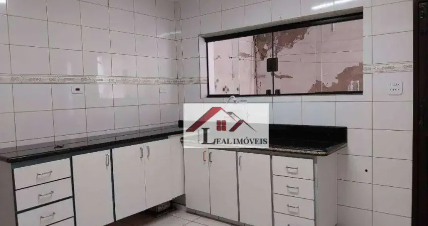 Sobrado para venda em Vila Camilópolis de 121.00m² com 3 Quartos e 2 Garagens