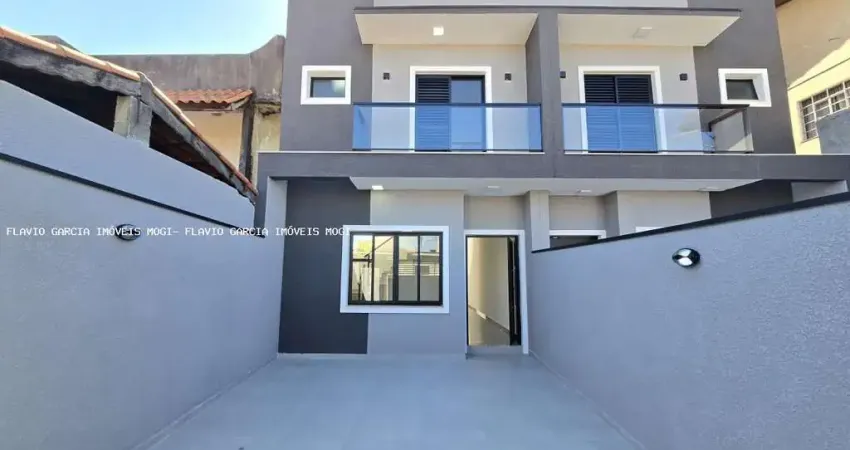 Sobrado para venda em Mogi Moderno de 107.00m² com 3 Quartos, 1 Suite e 2 Garagens