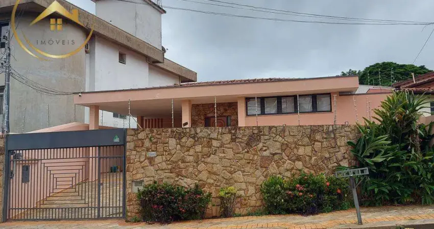 Casa para venda em Jardim Chapadão de 309.00m² com 3 Quartos, 1 Suite e 3 Garagens