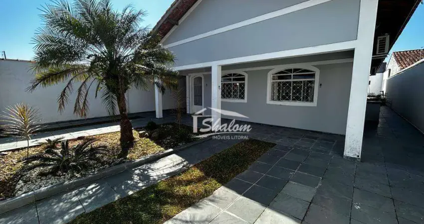 Casa para venda em Jardim Britânia de 204.00m² com 4 Quartos, 4 Suites e 6 Garagens