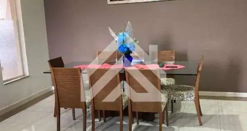 Casa de Condomínio para venda em Residencial Florença de 452.00m² com 3 Quartos, 1 Suite e 4 Garagens