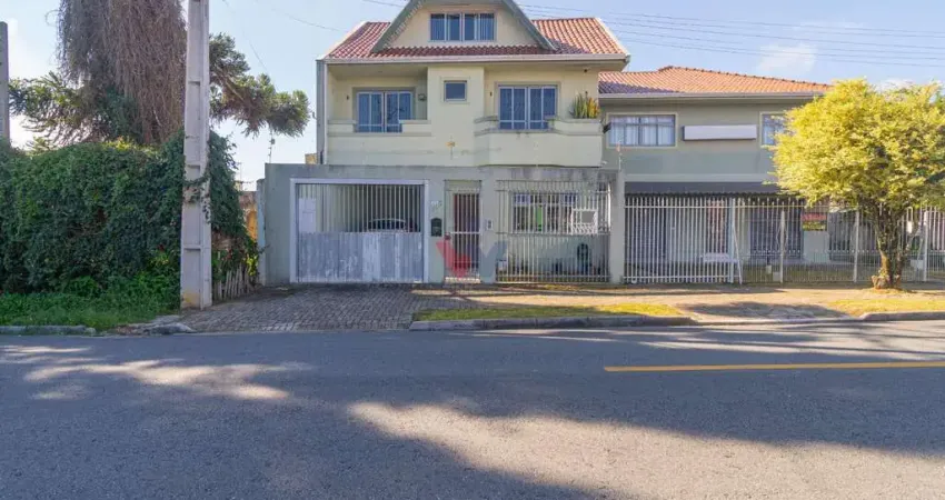 Casa para venda em Sítio Cercado de 331.00m² com 4 Quartos, 1 Suite e 2 Garagens