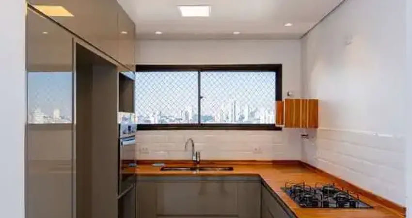 Apartamento para venda em Vila Brasílio Machado de 134.00m² com 3 Quartos, 1 Suite e 2 Garagens