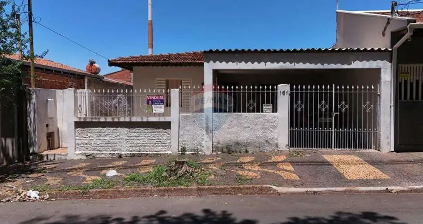 Casa para venda em Parque Das Árvores de 172.00m² com 3 Quartos, 1 Suite e 1 Garagem