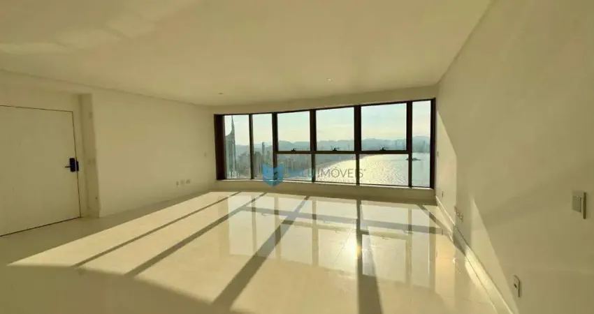 Apartamento para venda em Centro de 261.00m² com 4 Quartos e 4 Suites