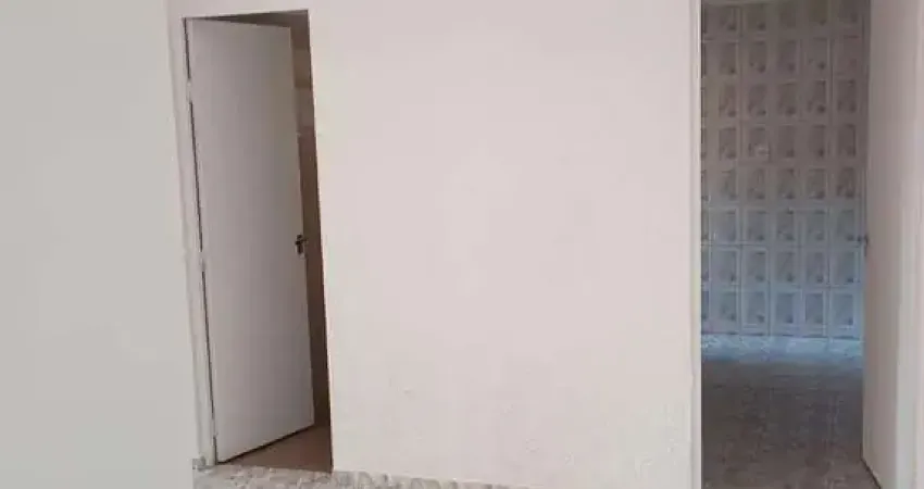 Apartamento para alugar em Jardim Marica de 50.00m² com 2 Quartos e 1 Garagem