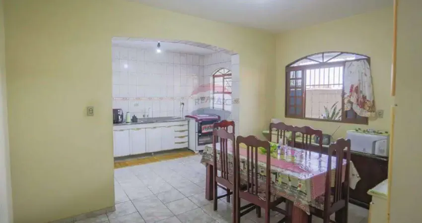 Casa para venda em Parque Das Laranjeiras de 184.02m² com 2 Quartos, 1 Suite e 1 Garagem