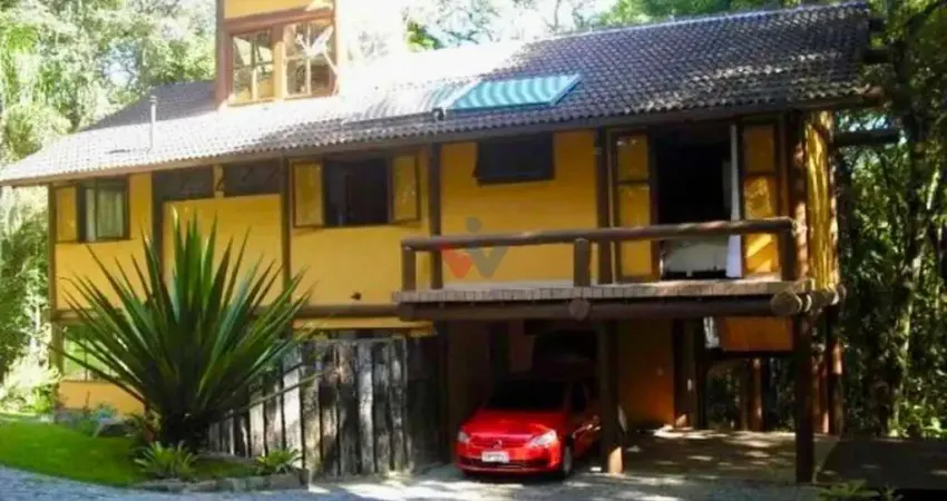 Casa de Condomínio para venda em Quatro Barras de 4880.00m² com 4 Quartos e 43 Garagens