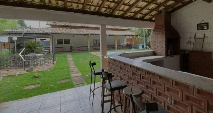 Casa de Condomínio para venda em Chácara Dos Junqueiras de 450.00m² com 5 Quartos, 3 Suites e 6 Garagens