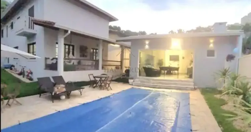 Casa de Condomínio para alugar em Parque Frondoso de 420.00m² com 3 Quartos, 1 Suite e 5 Garagens