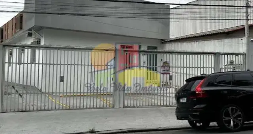 Casa para alugar em Rudge Ramos de 200.00m² com 1 Quarto e 6 Garagens