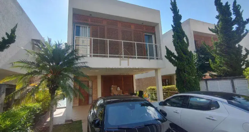 Casa de Condomínio para venda em Granja Viana Ii de 180.00m² com 3 Quartos, 3 Suites e 4 Garagens