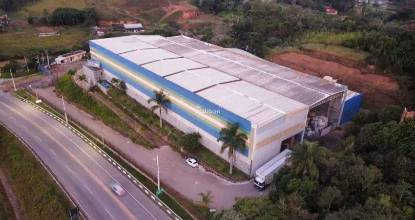 Galpão / Depósito / Armazém para alugar em Jordanésia (jordanésia) de 2000.00m²