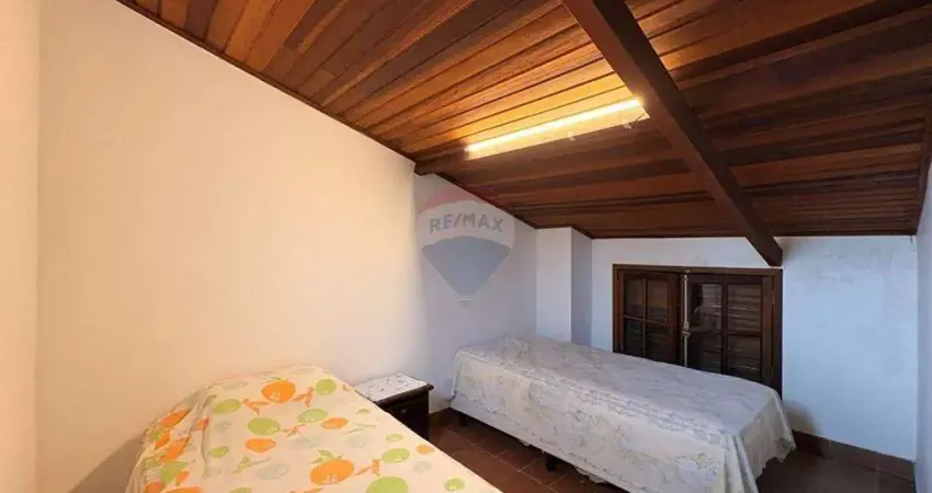 Chácara para venda em Piracaia de 366.86m² com 2 Quartos, 2 Suites e 3 Garagens