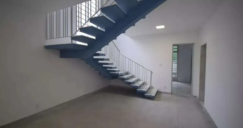 Casa para alugar em Tatuapé de 640.00m² com 3 Quartos, 1 Suite e 3 Garagens