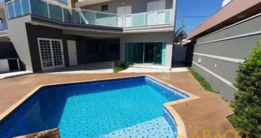 Casa para alugar em Centro de 200.00m² com 3 Quartos, 1 Suite e 2 Garagens