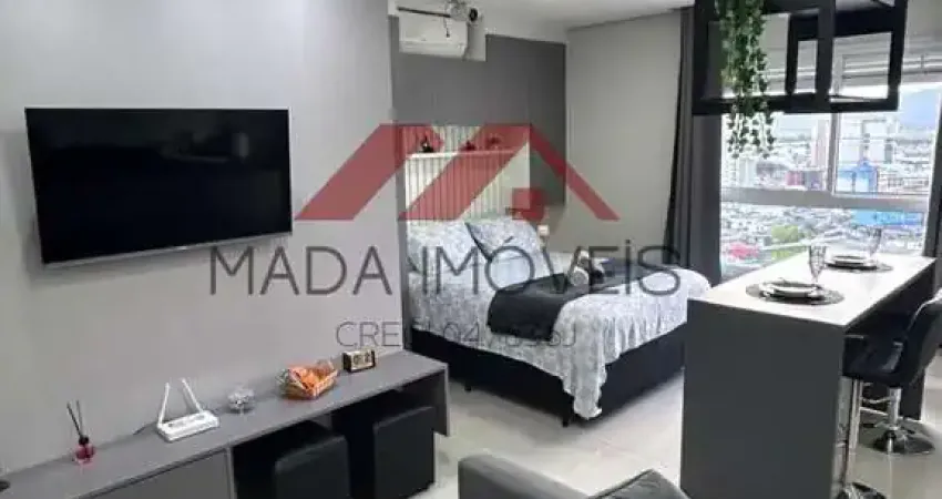 Apartamento para alugar em Centro de 27.00m² com 1 Quarto, 1 Suite e 1 Garagem