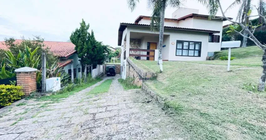 Casa de Condomínio para venda em Condomínio Vista Alegre - Sede de 230.00m² com 3 Quartos, 1 Suite e 5 Garagens