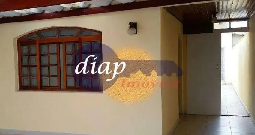 Ótimo casa assobradada em Santo Amaro com 4 dormitórios, cozinha com armários embutidos, sala ampla, 2 banheiros, uma lavanderia grande e 2 vagas de g