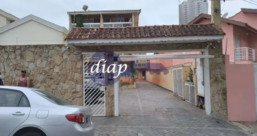 Excelente sobrado bem localizado a 80 metrôs do metrô vila Matilde, Ótimas escolas, mercados, bancos, a 2 km do centro gastronômico requinte. Tudo mui
