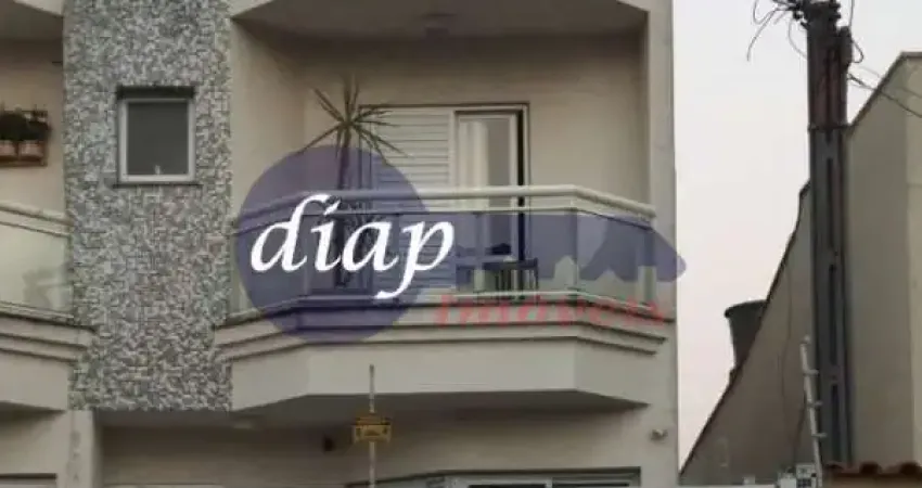 Excelente sobrado na Vila Matilde com 3 dormitórios, sendo 1 suíte com varanda e closet, todo equipado com prateleiras e sapateira, copa e cozinha pla