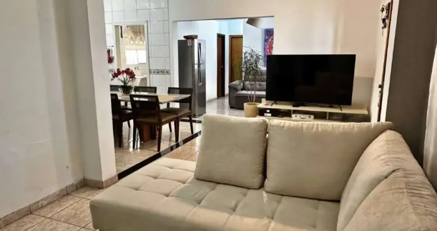 Casa com 5 quartos à venda na Rua Jornalista Guilherme Apgáua, Buritis, Belo Horizonte