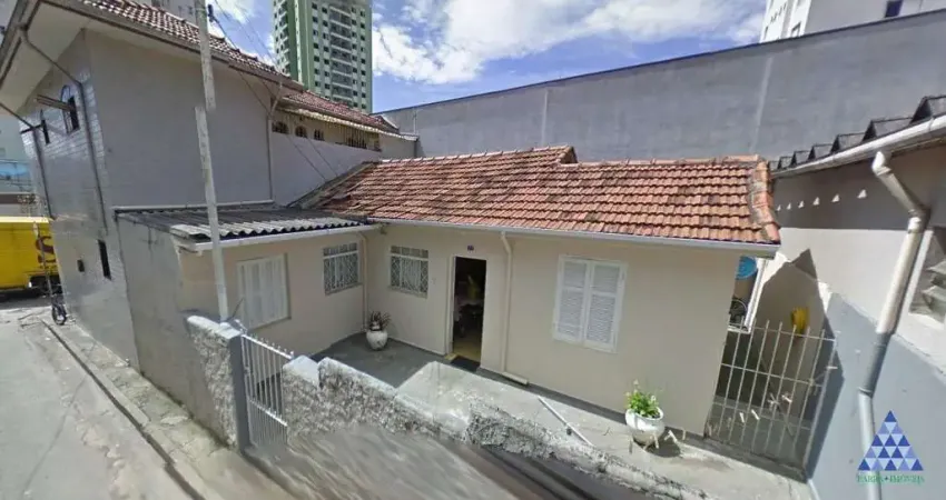 Casa com 2 quartos para alugar na Rua Doutor Marrei Júnior, 23, Vila Dom Pedro II, São Paulo