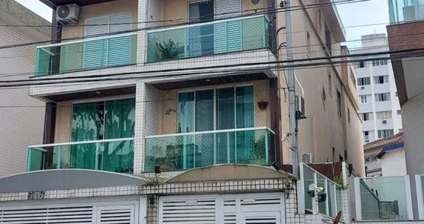 O  prazer de viver em um Sobrado Triplex espaçoso e aconchegante.