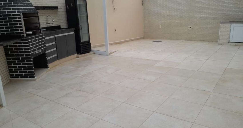 Excelente Sobrado à Venda – 2 Dormitórios – Marapé, Santos/SP