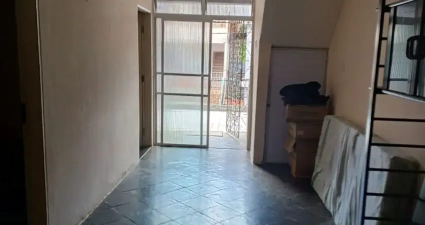 Casa com 2 quartos à venda na Rua Gerson de Carvalho, São Caetano, Salvador