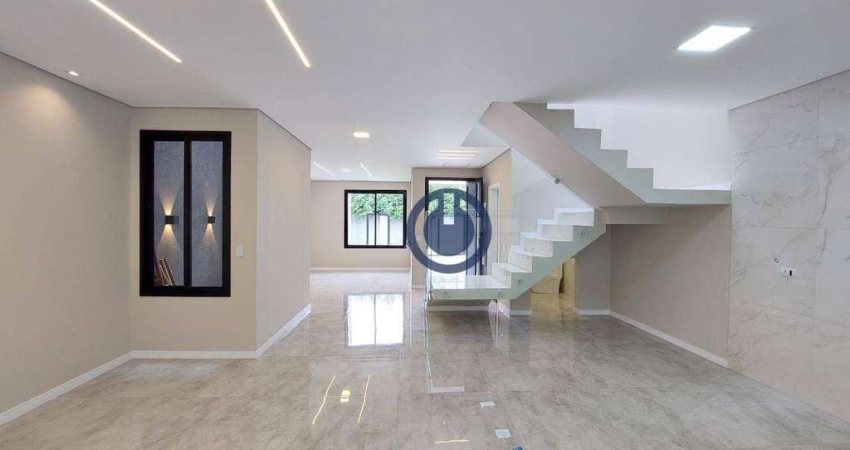 Sobrado com 3 dormitórios à venda, 144 m² por R$ 950.000,00 - Centro - Pinhais/PR